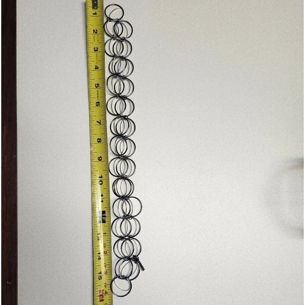 Daisy Fuentes Silver & Black Toned Loop Metallic Necklace, 16